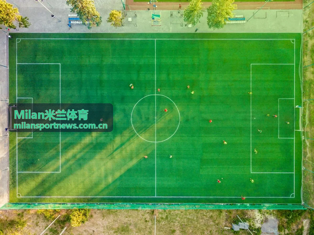 Milan米兰体育资讯：珠宝品牌联名艺术家的新浪潮